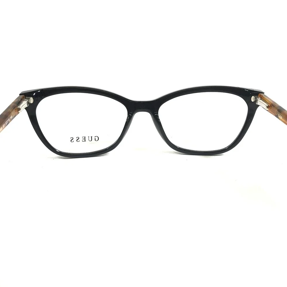 Guess demo lenses